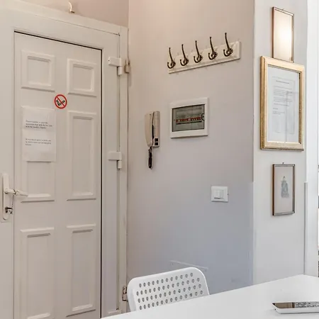 Apartament Cathedral Studio, San Lorenzo
