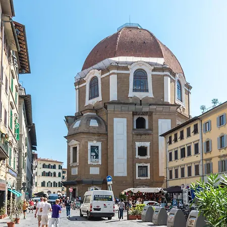 Cathedral Studio, San Lorenzo Florencja
